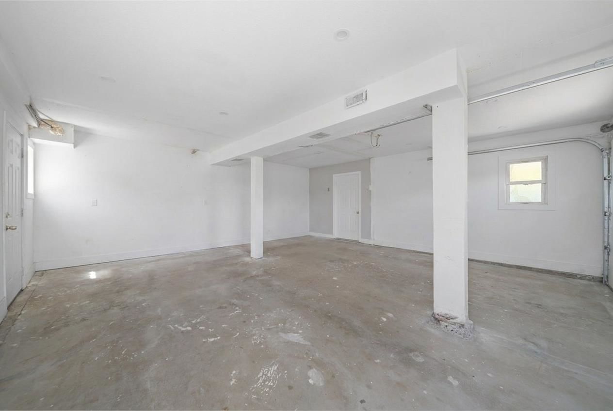 Listing Image 34