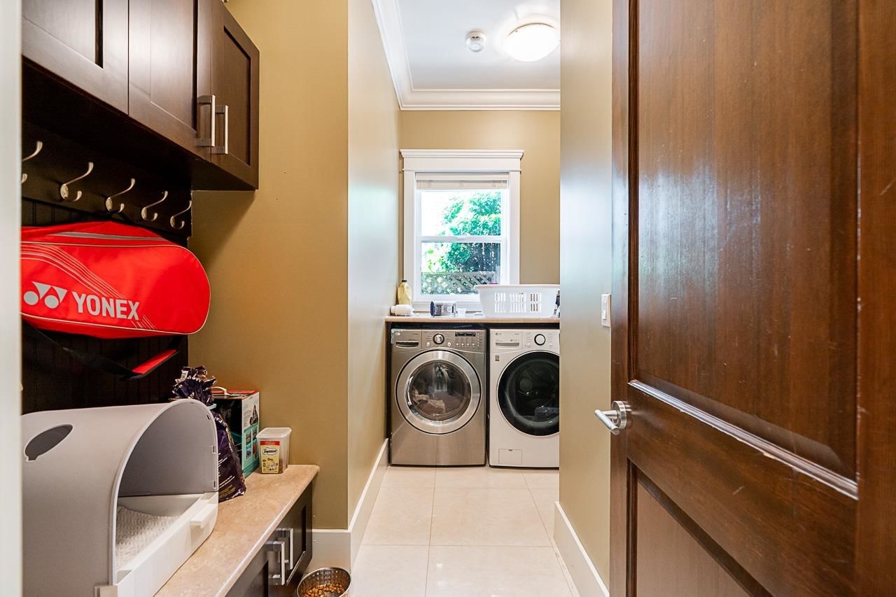 Listing Image 18