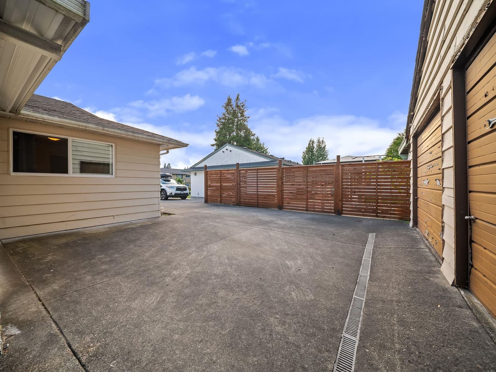 Listing Image 33