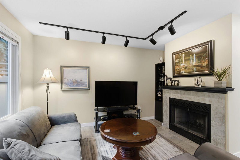 14 - 2736 Atlin Place