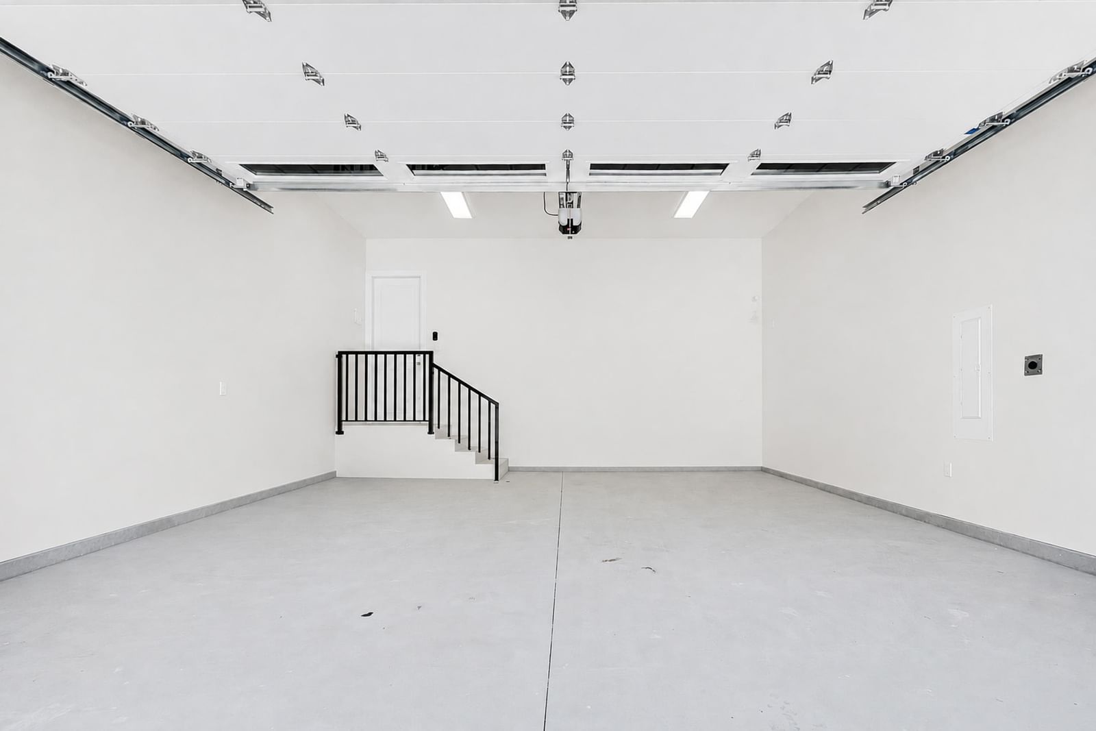 Listing Image 33