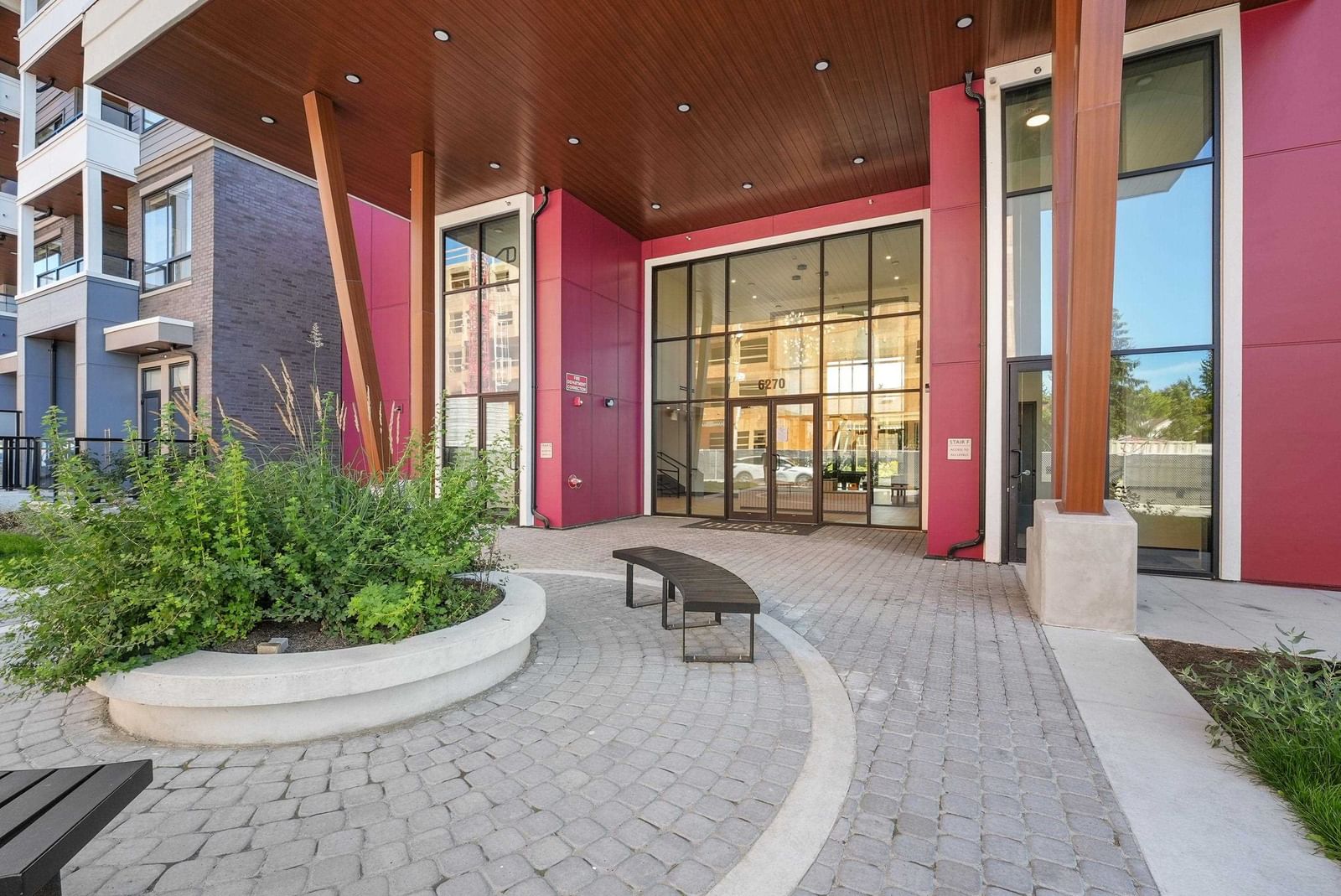 Listing Image 15