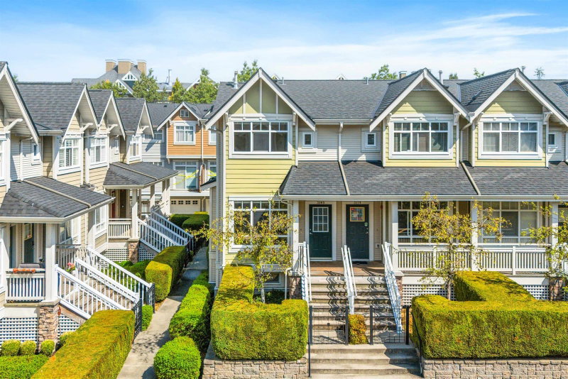 3265 Clermont Mews