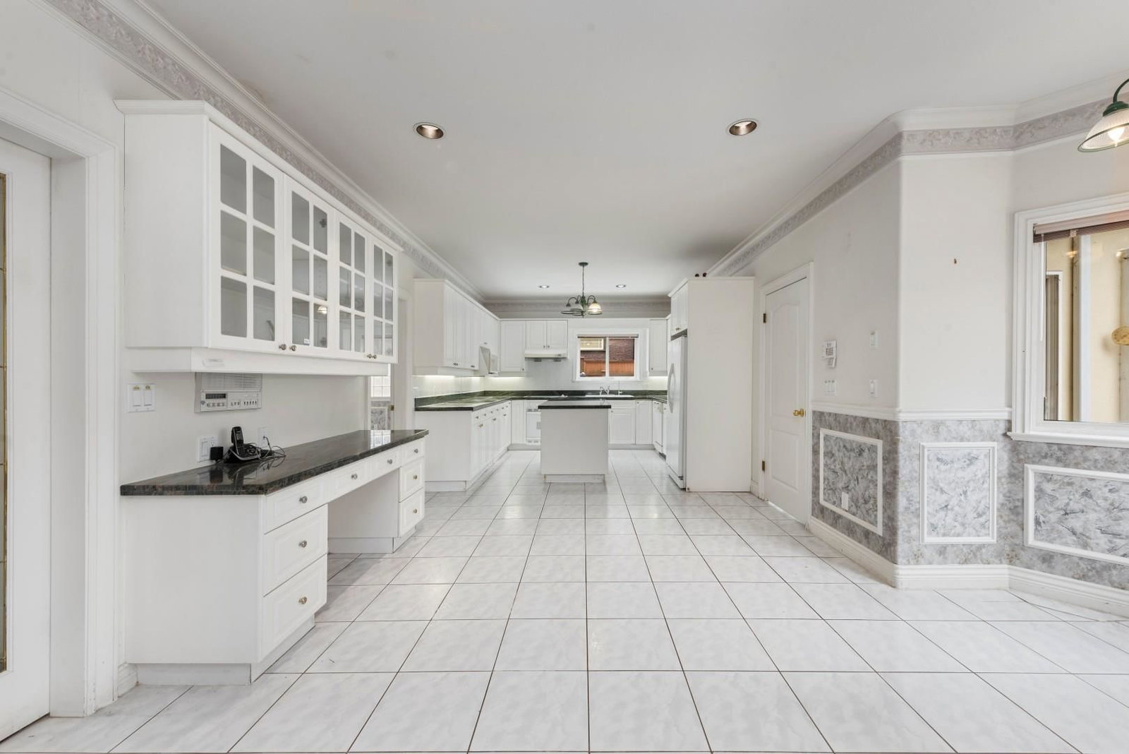 Listing Image 25