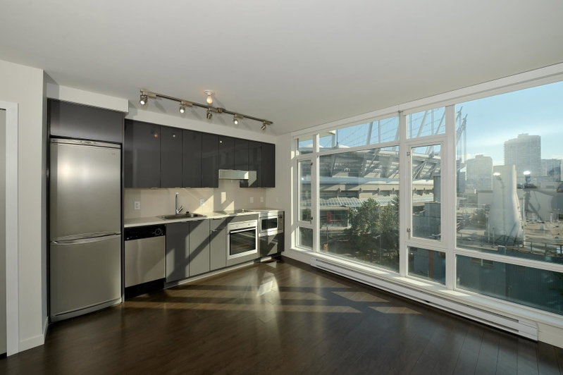 705 - 161 Georgia Street W