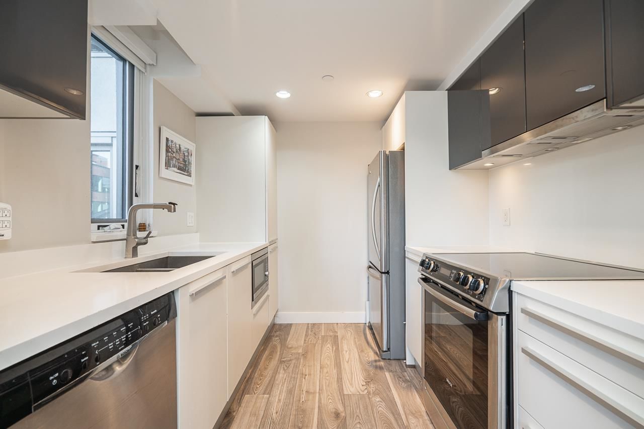 Listing Image 14