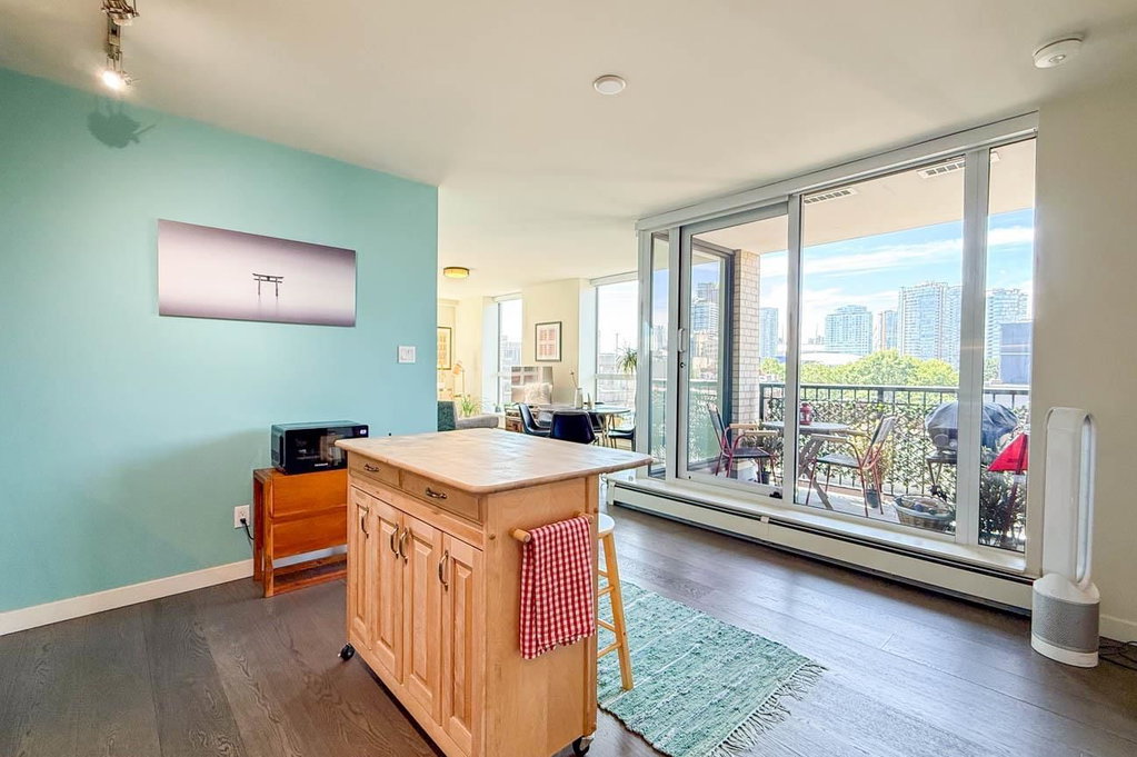 505 - 189 Keefer Street 4