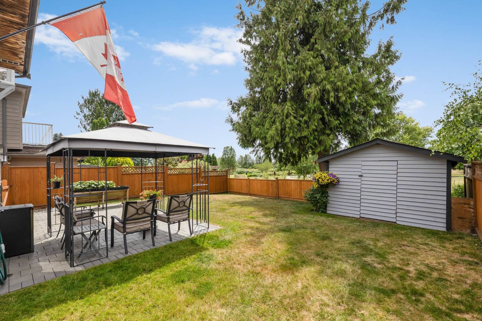 Listing Image 12