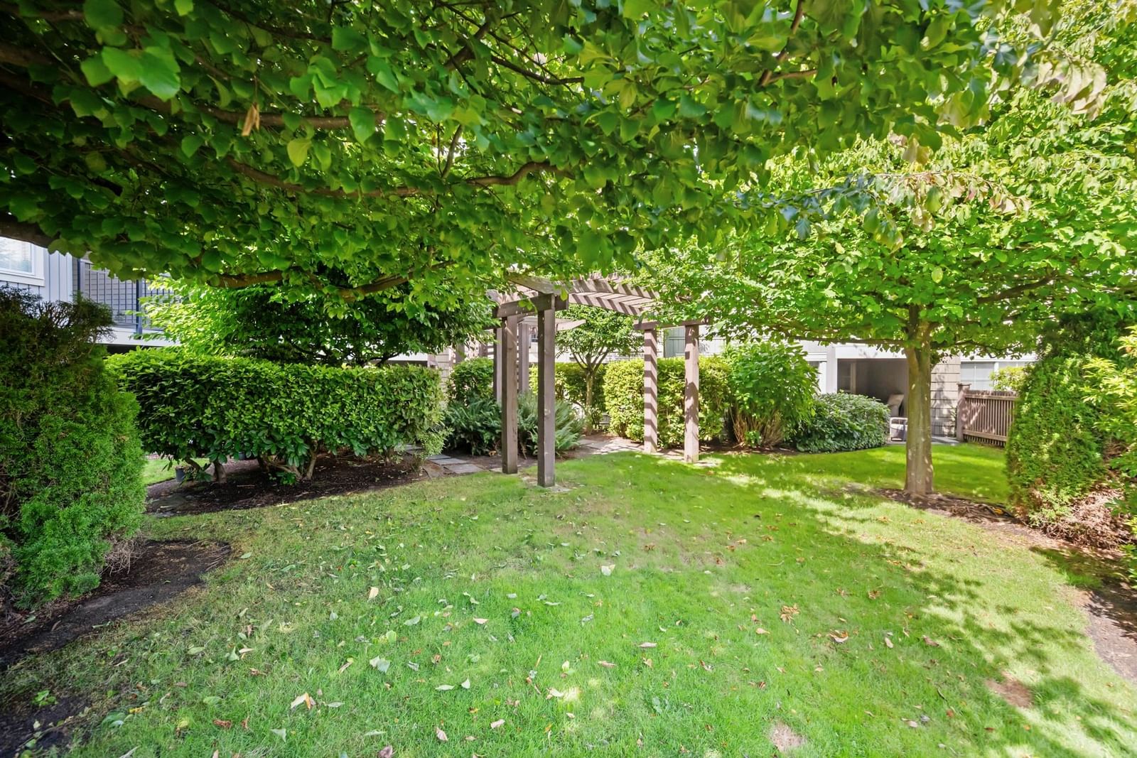Listing Image 28