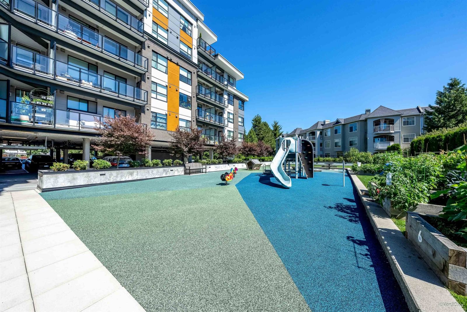 Listing Image 16