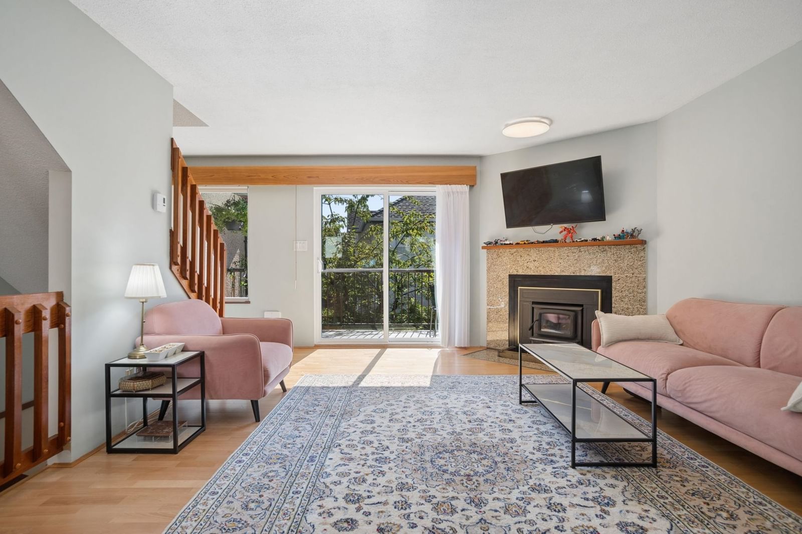 Listing Image 16