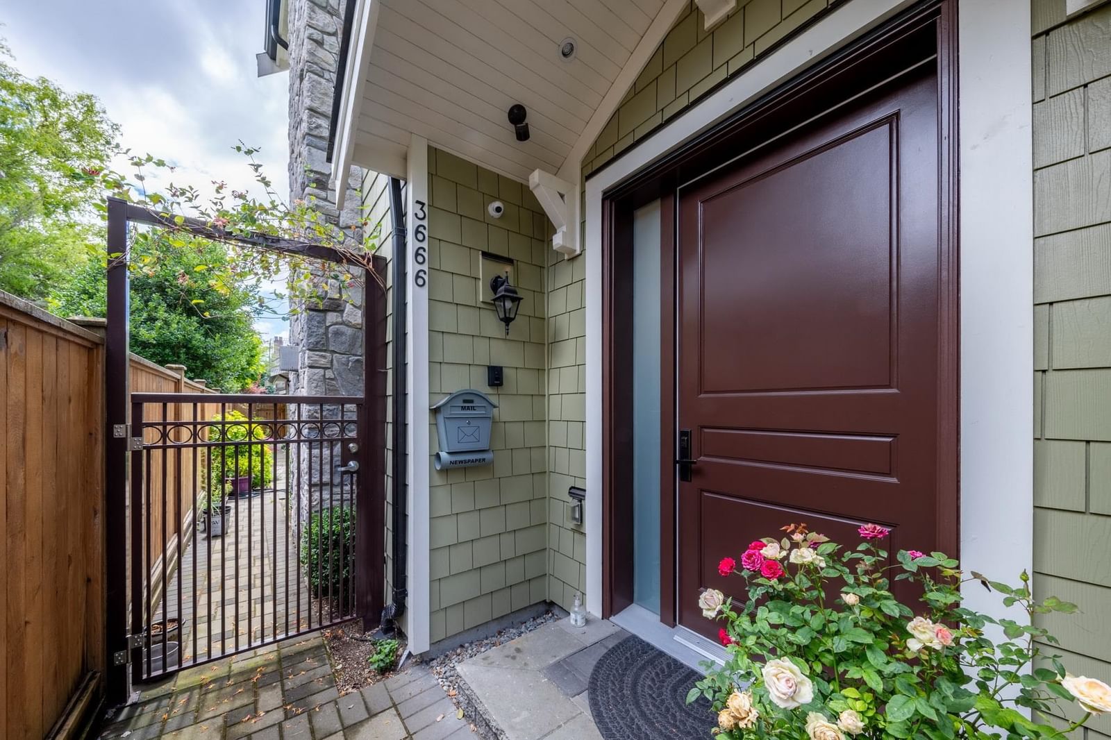 Listing Image 19