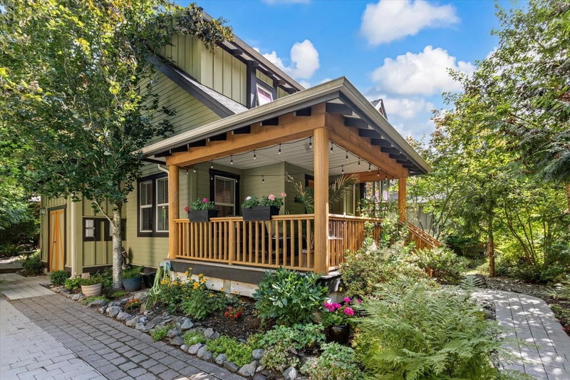 1845 Mossy Green Way