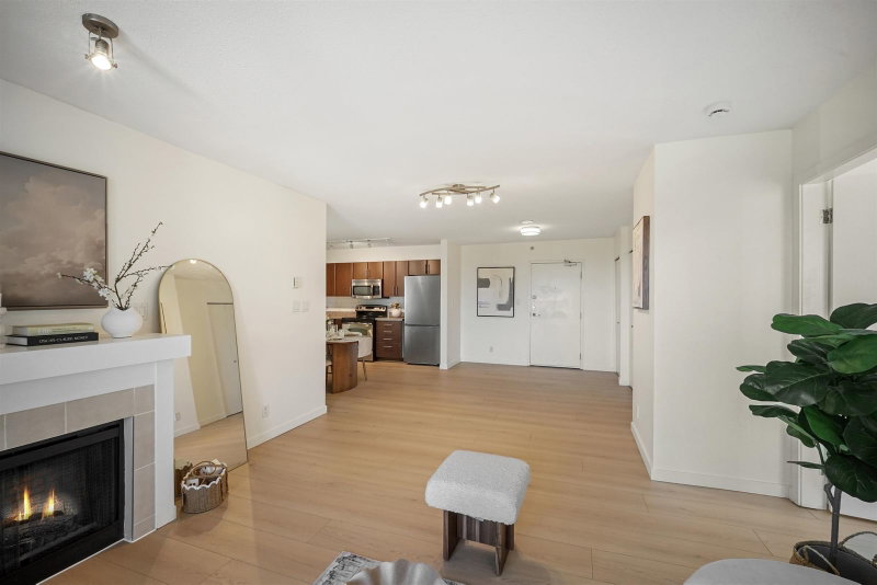 3802 - 1178 Heffley Crescent