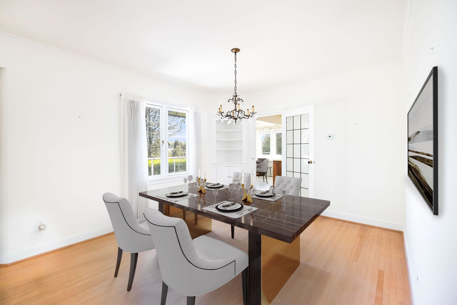 Listing Image 12