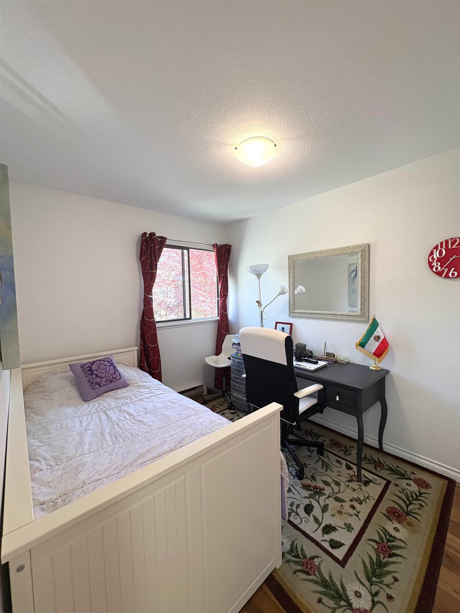 Listing Image 17