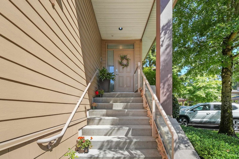 17 - 16655 64 Avenue