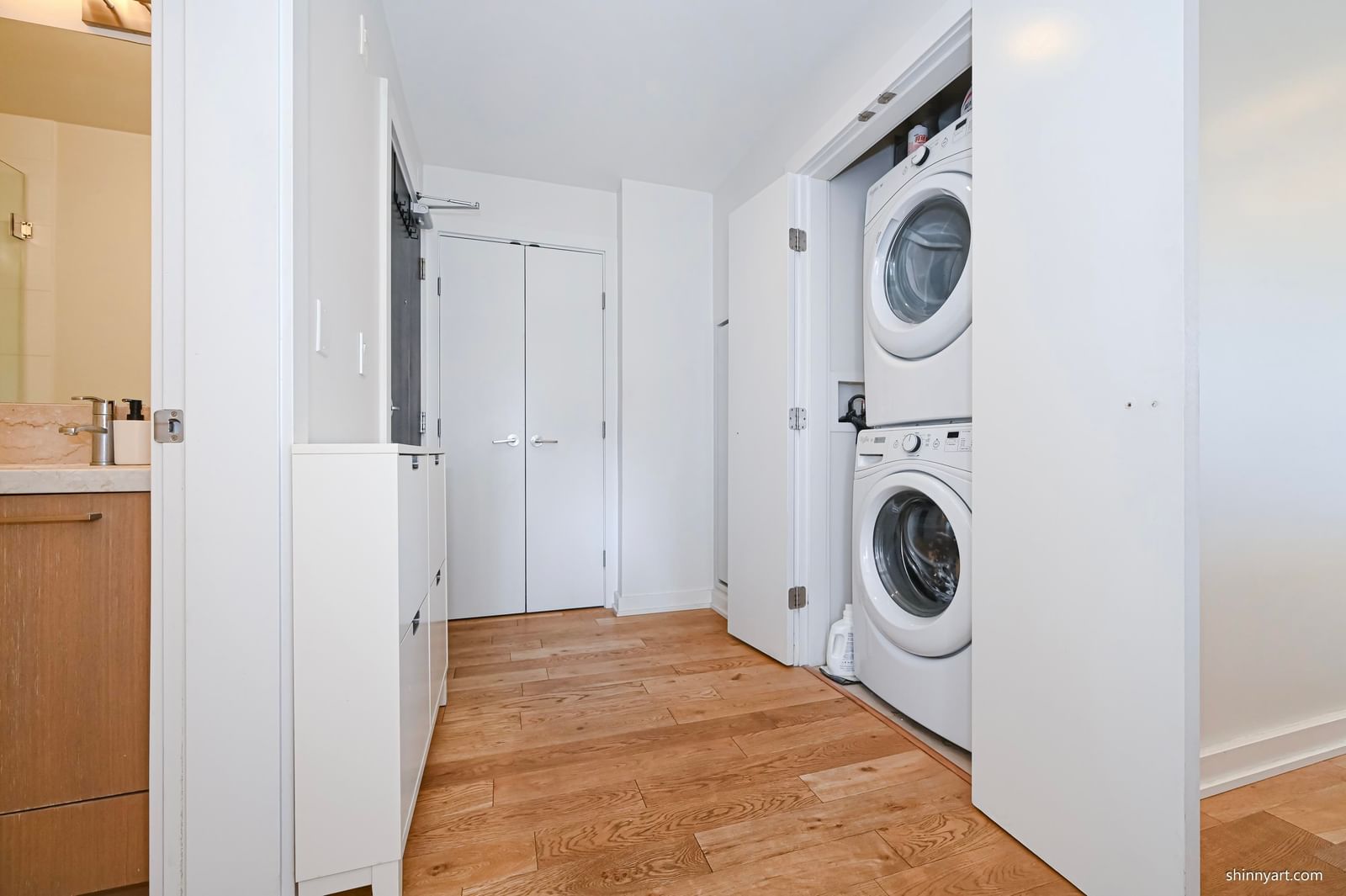 Listing Image 17