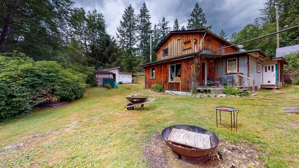 Listing Image 4