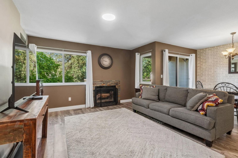 110 - 1210 Falcon Drive