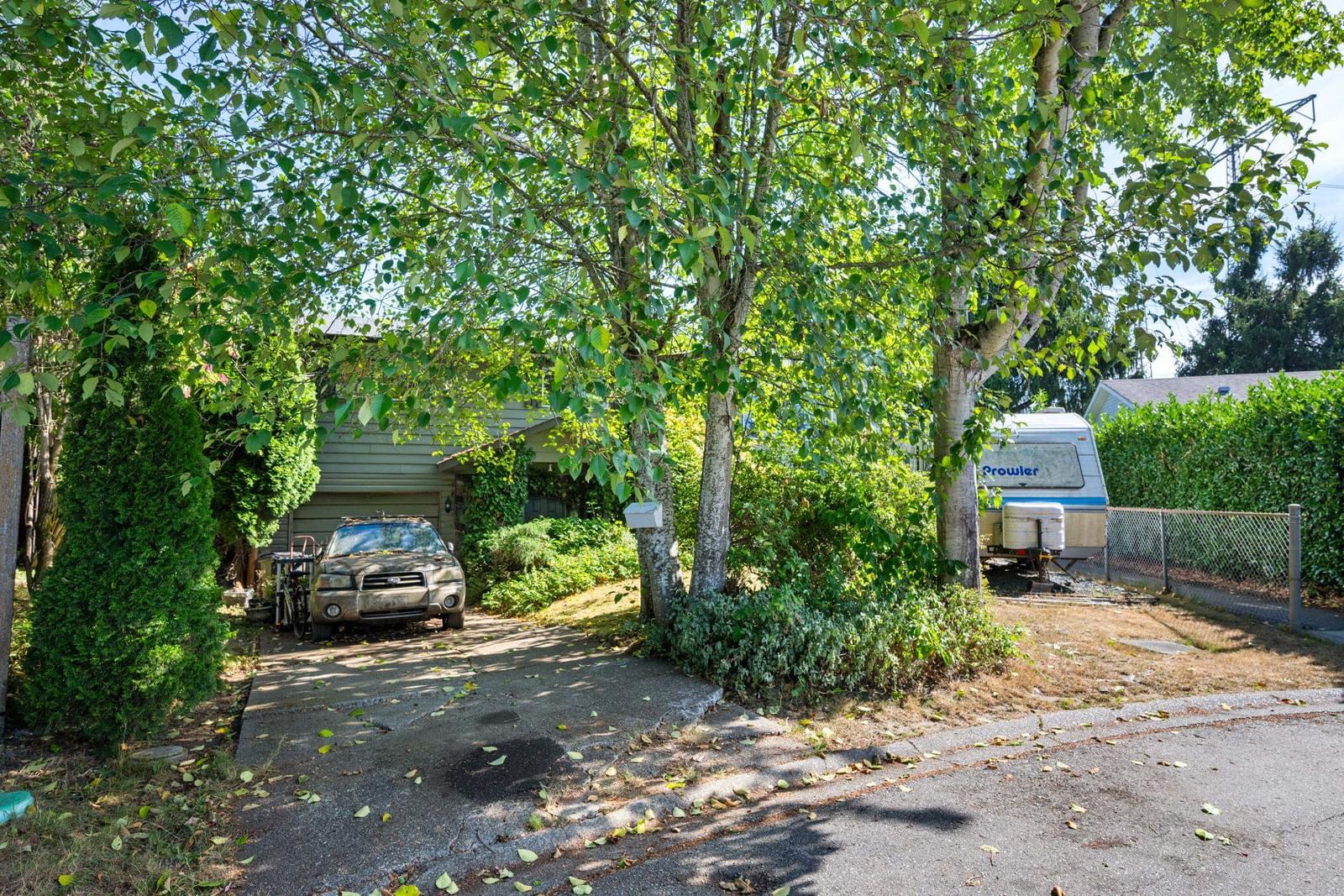 Listing Image 4