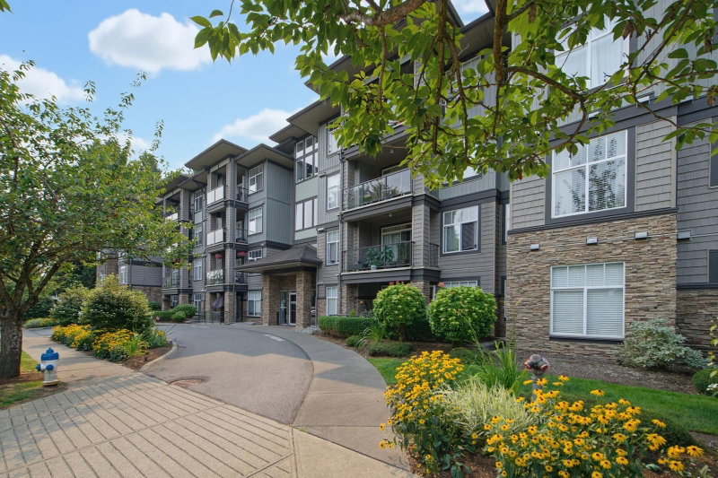 102 - 33338 Mayfair Avenue