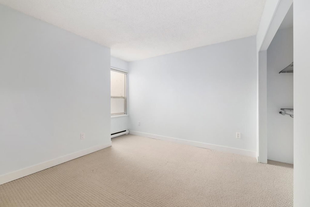 407 - 9857 Manchester Drive 4