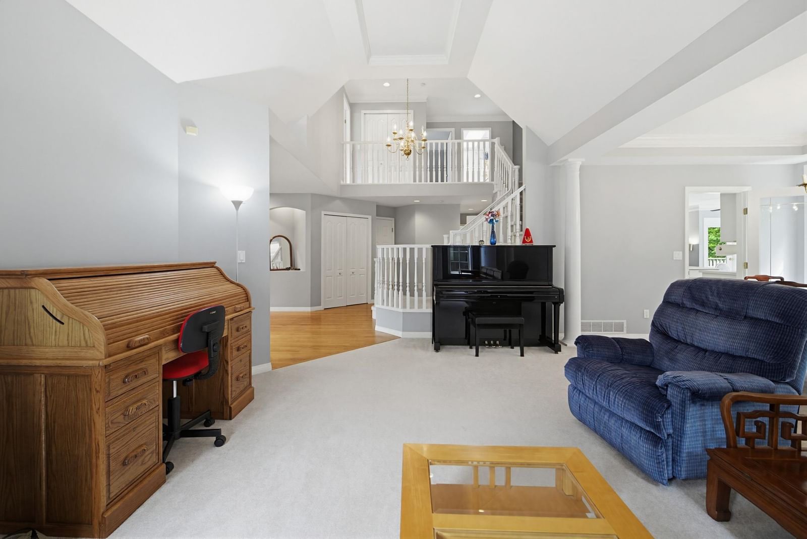 Listing Image 8
