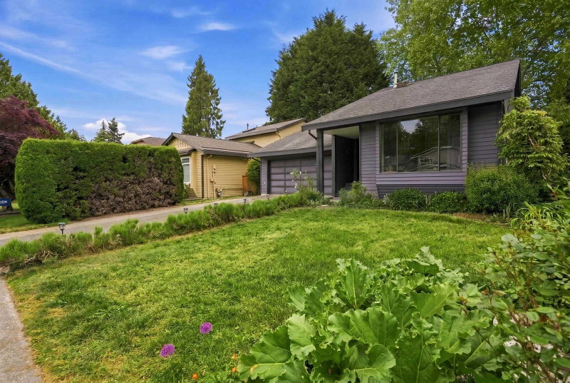 11837 Alderwood Crescent