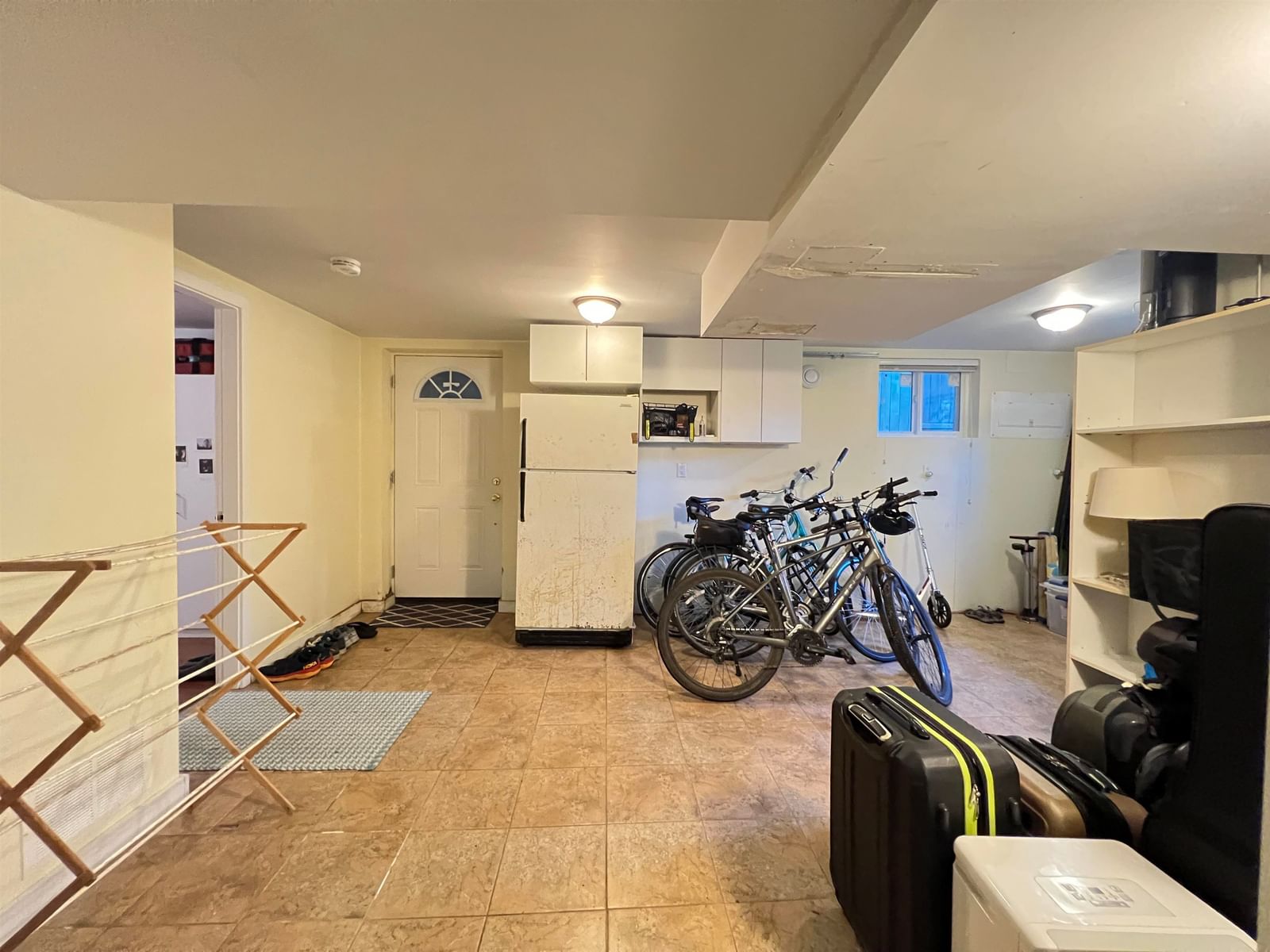 Listing Image 38