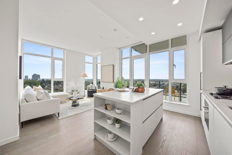 905 - 8415 Granville Street