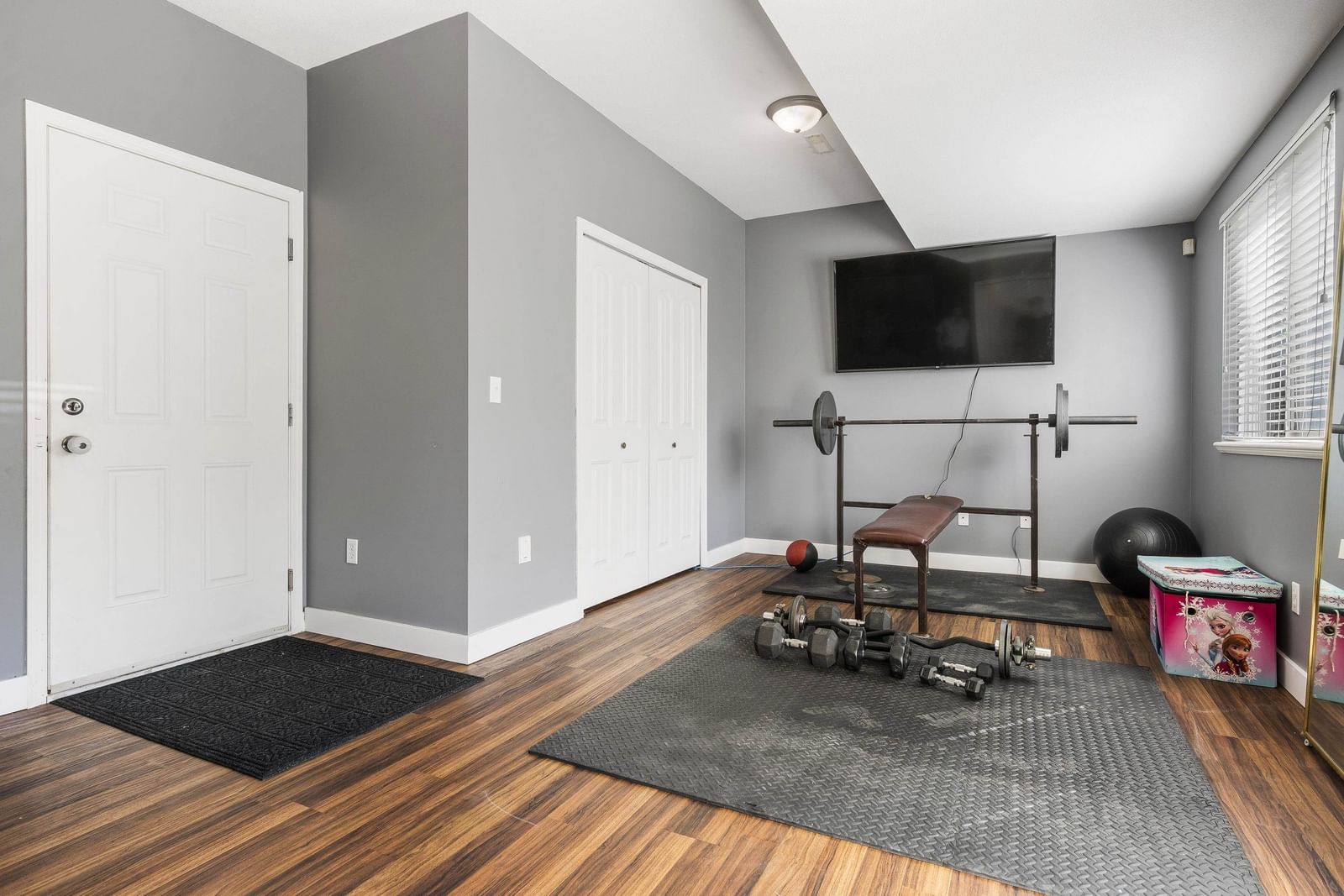 Listing Image 32