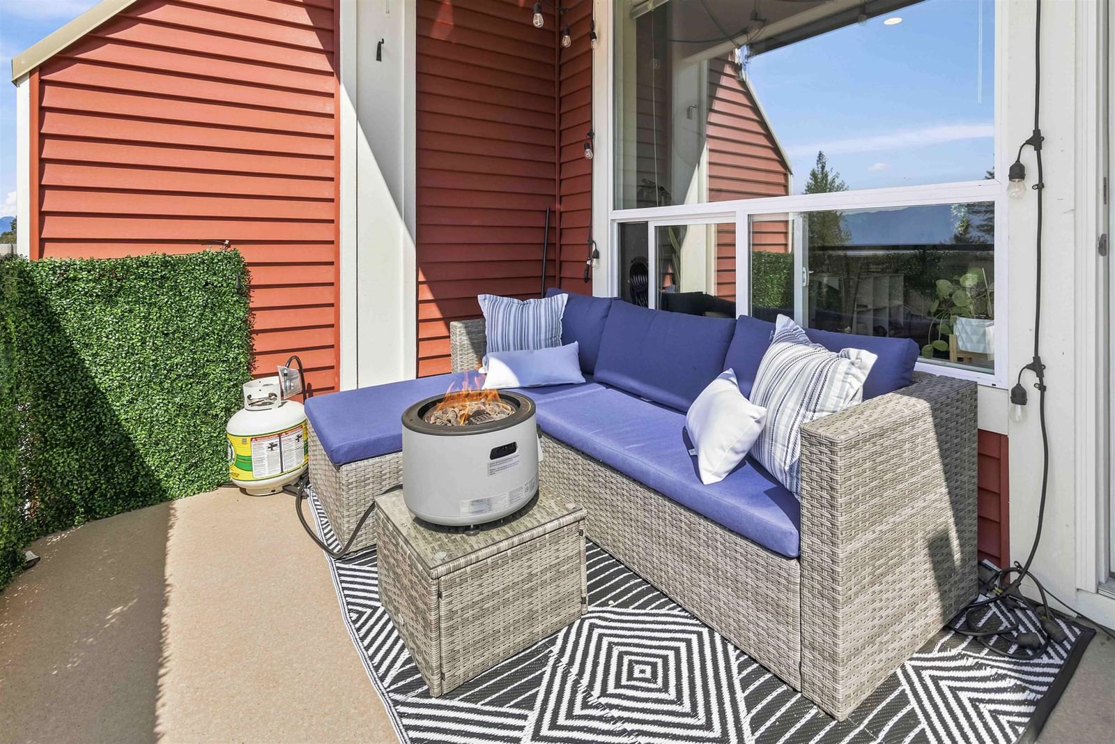 Listing Image 22