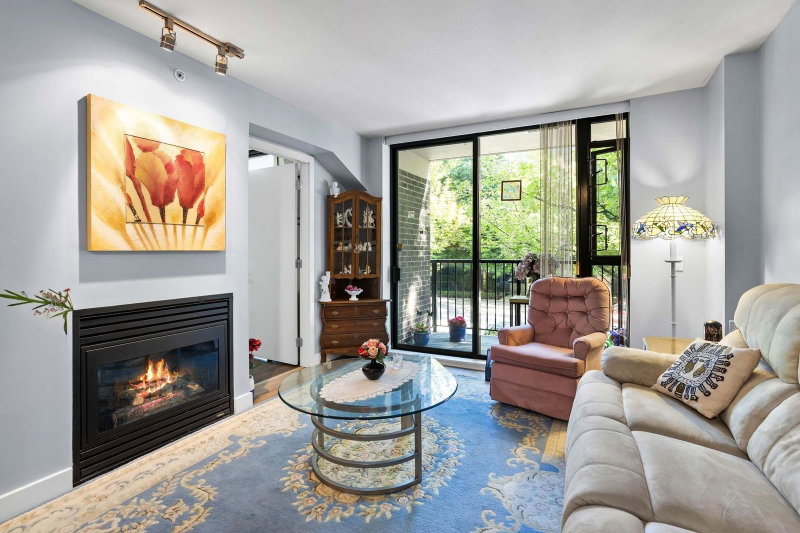 205 - 175 1st Street W