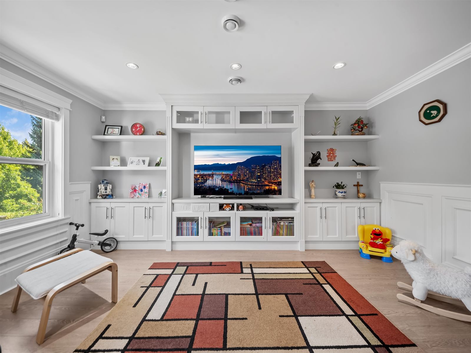 Listing Image 9