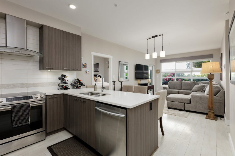 122 - 4690 Hawk Lane