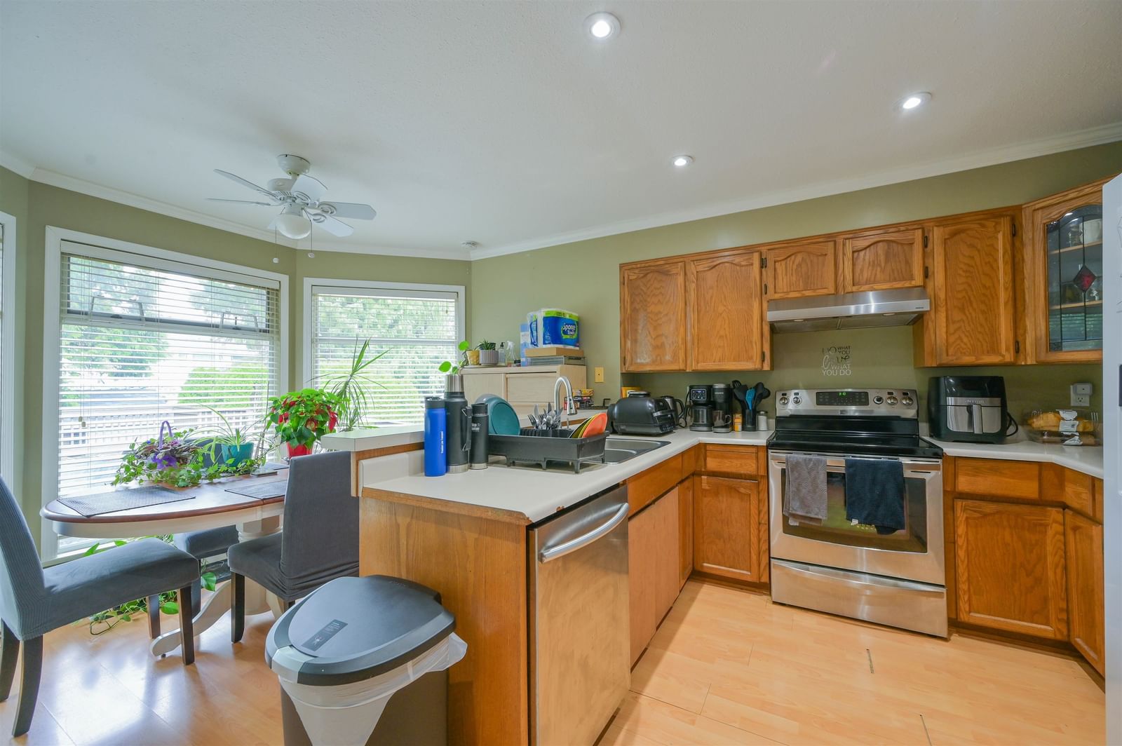 Listing Image 13