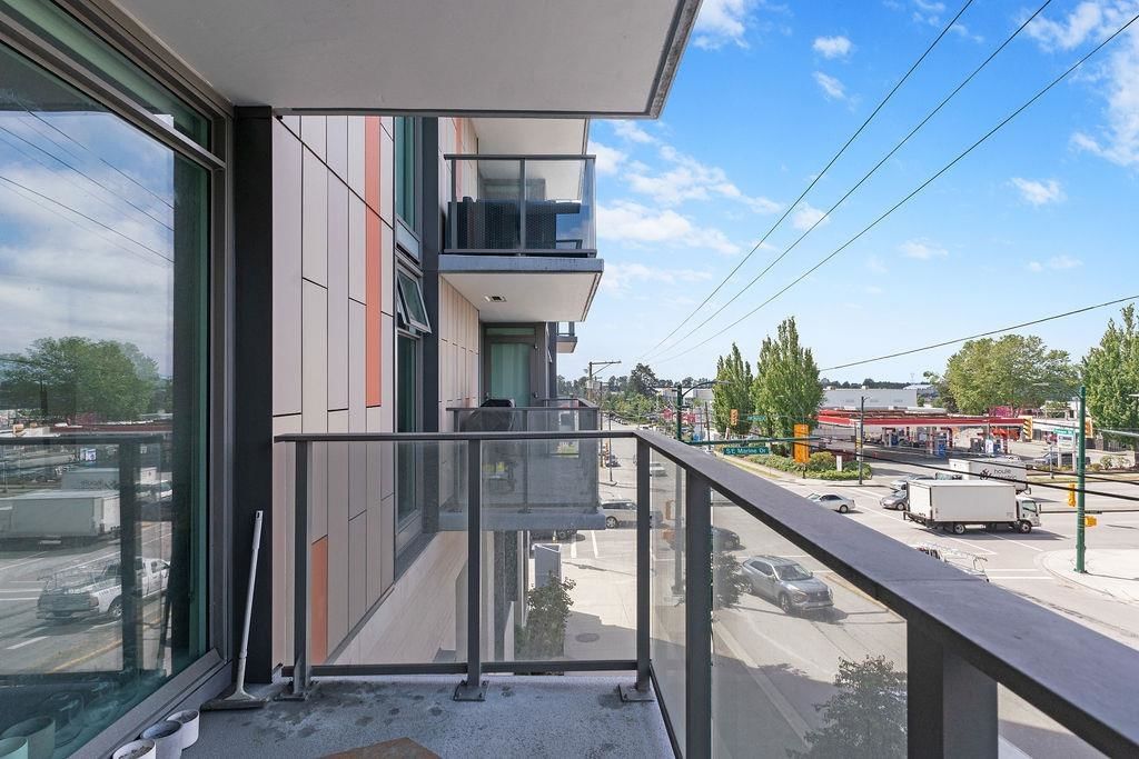 Listing Image 18
