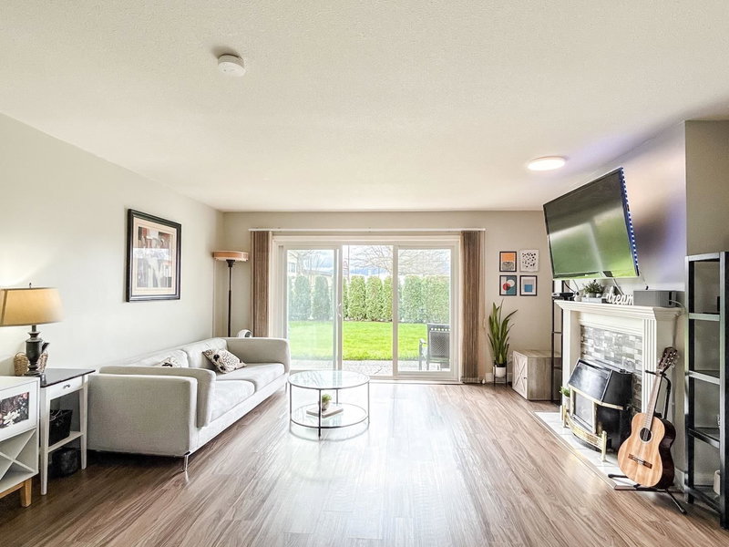 5 - 46350 Cessna Drive
