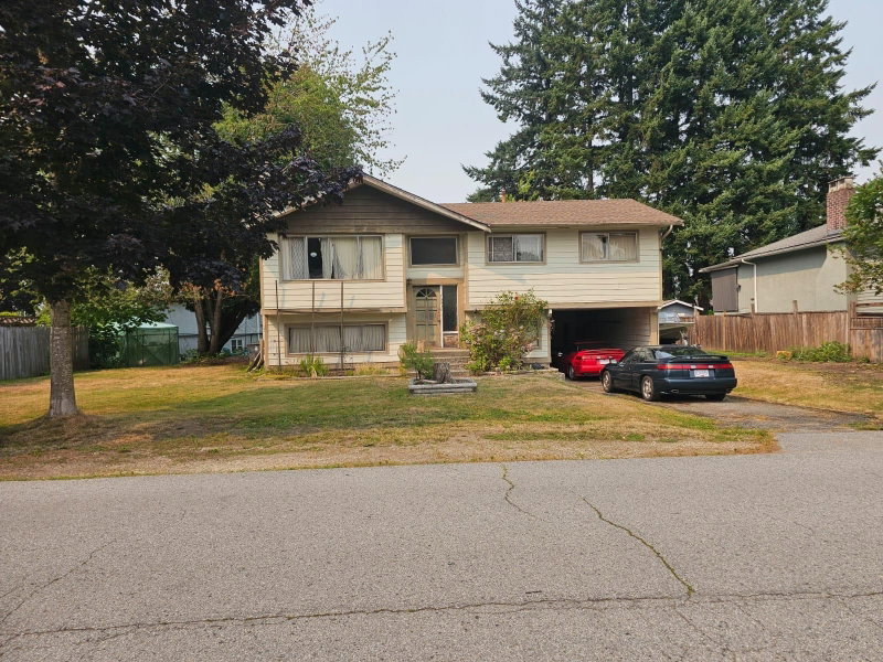 14935 Bluebird Crescent
