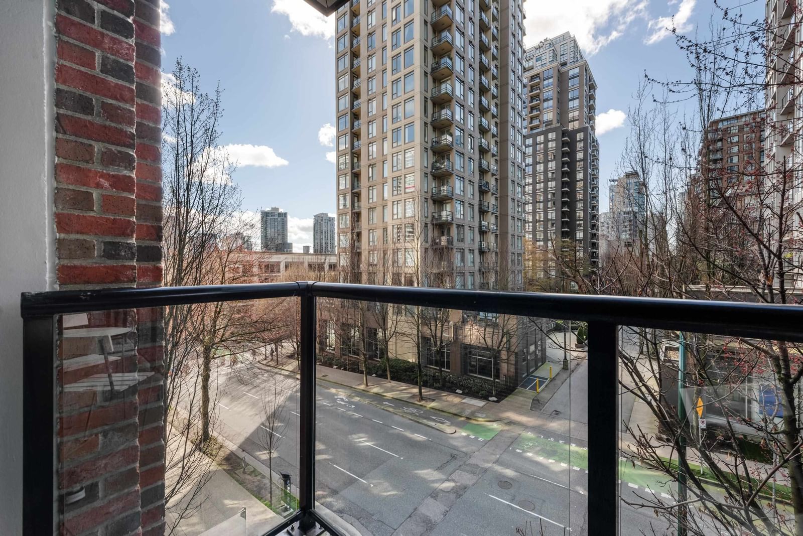 Listing Image 21