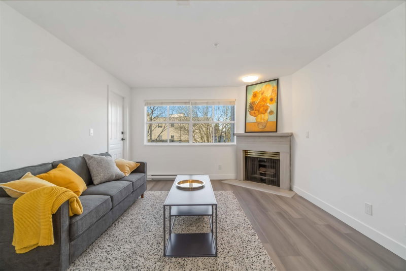 309 - 2928 Commercial Drive