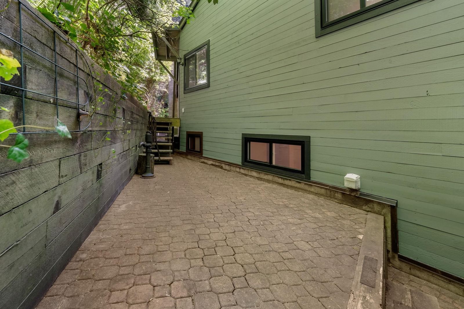 Listing Image 38