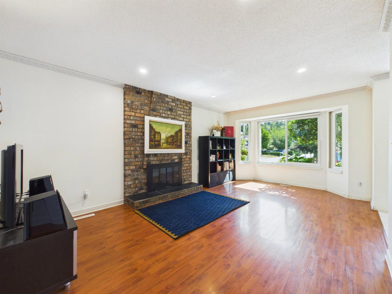 1961 Flynn Crescent