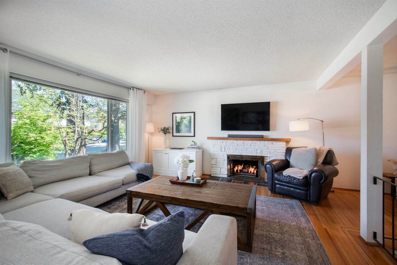 361 19th Street W