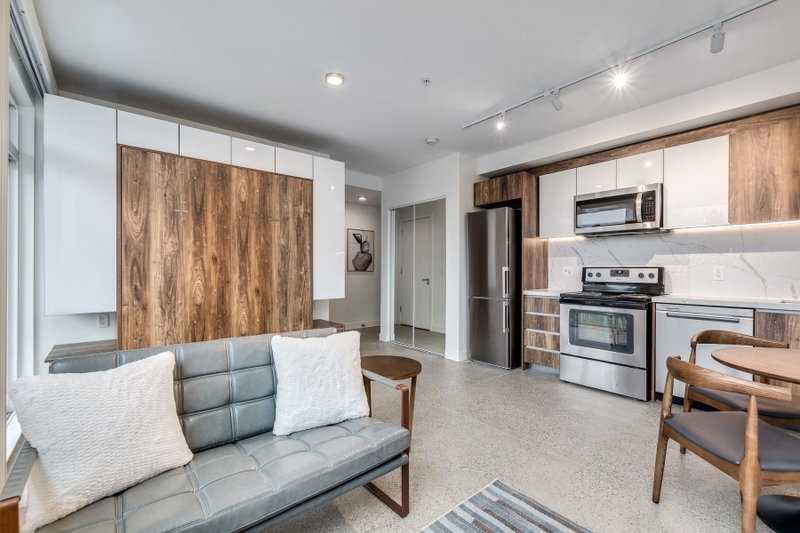 203 - 1170 Barclay Street