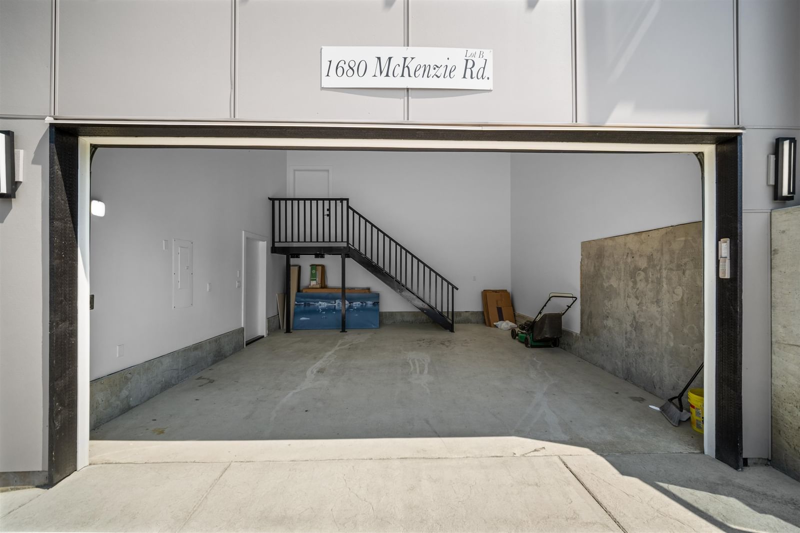 Listing Image 39