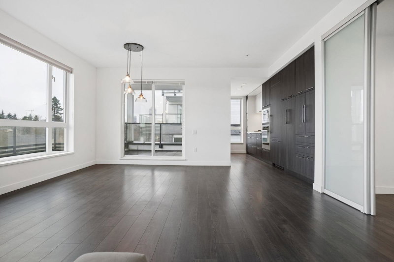 608 - 6677 Cambie Street