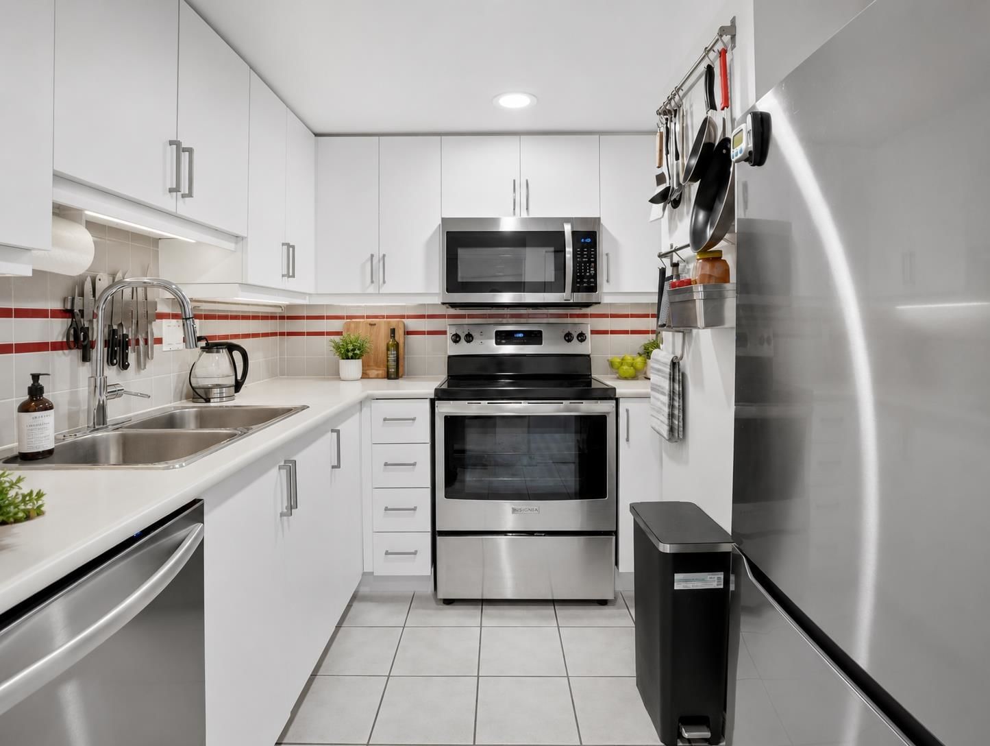 Listing Image 13