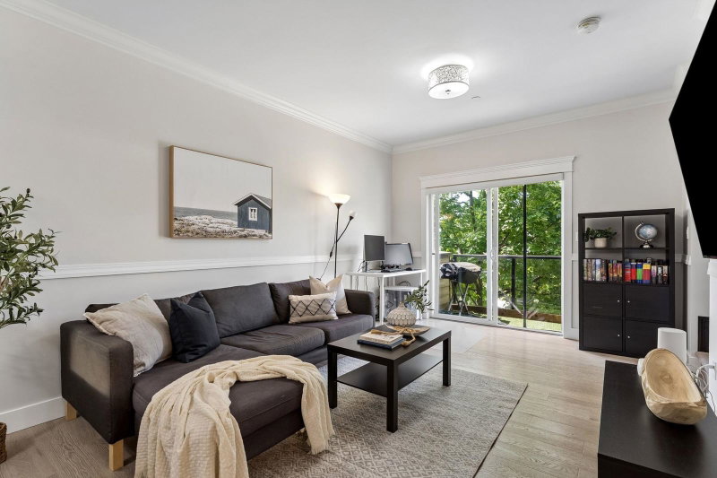 203 - 3488 Sefton Street